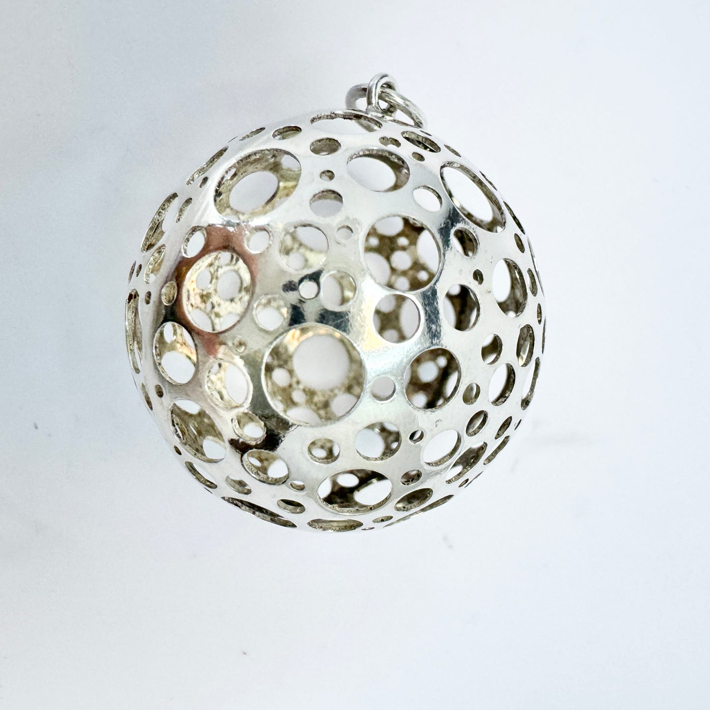 Liisa Vitali for N Westerback, Finland 1974. Large Vintage Sterling Silver Sphere Pendant