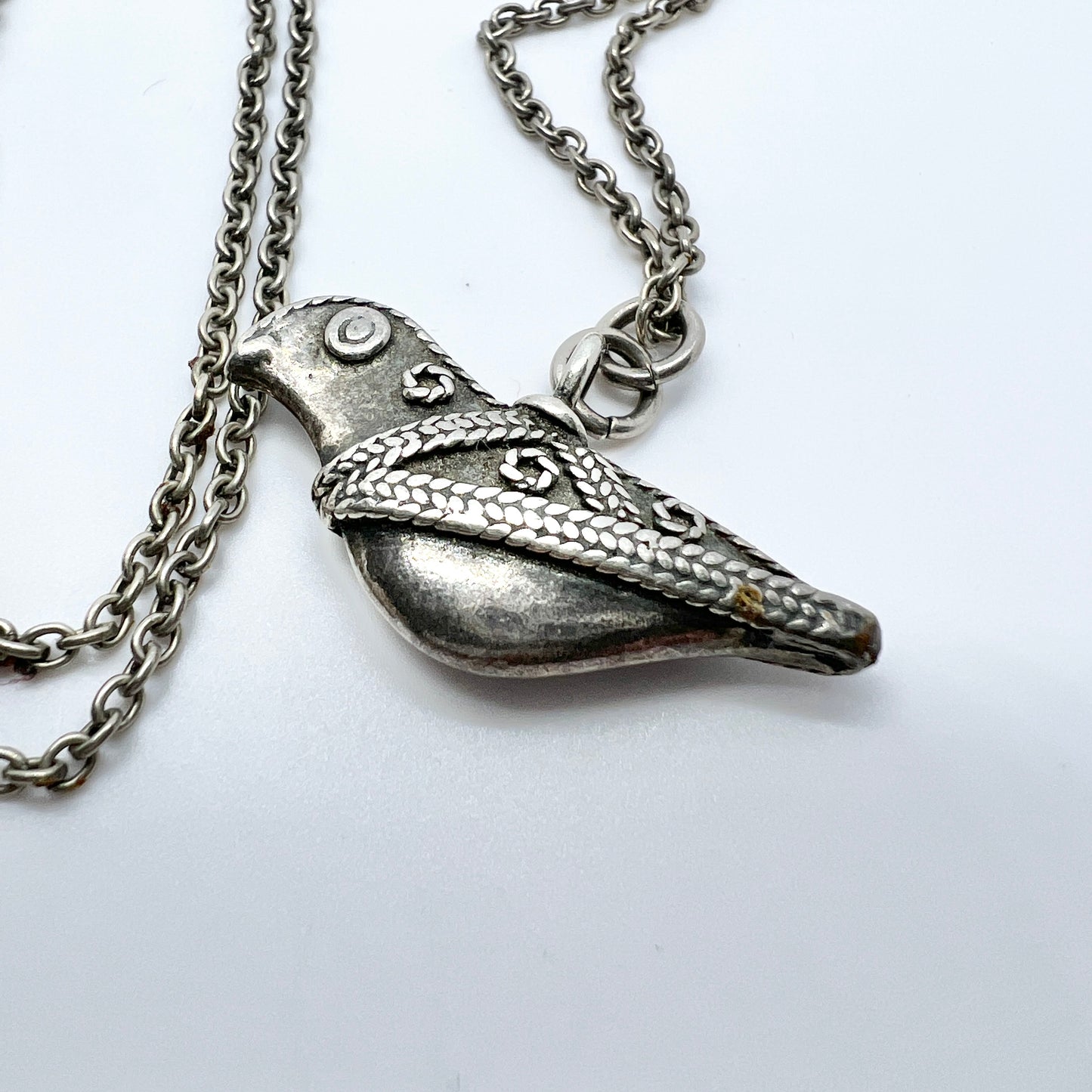 Kalevala Koru, Finland 1997. Vintage Sterling Silver Bird Pendant Necklace.