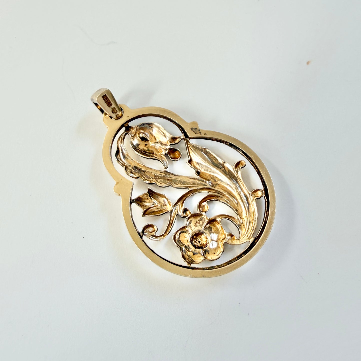G Dahlgren, Sweden c 1950. Vintage Floral Gilt Solid SIlver Pendant.