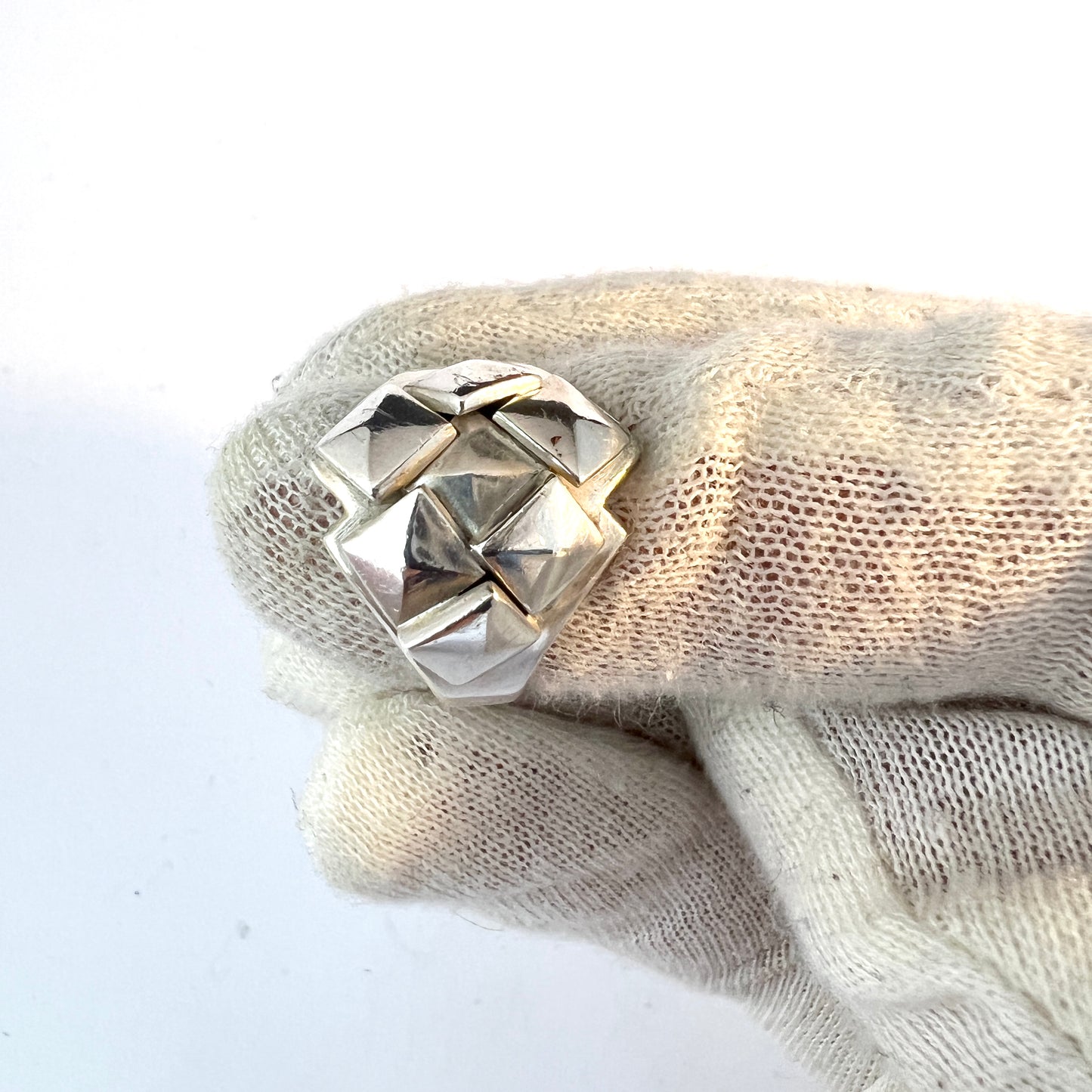 Claes E Giertta, Sweden. Vintage Sterling Silver Ring. Signed.