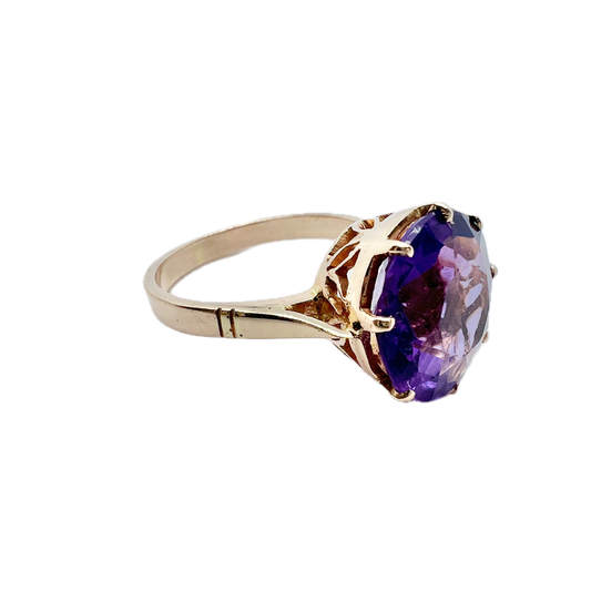 Vintage c 1960s 14k Gold Amethyst Cocktail Ring.