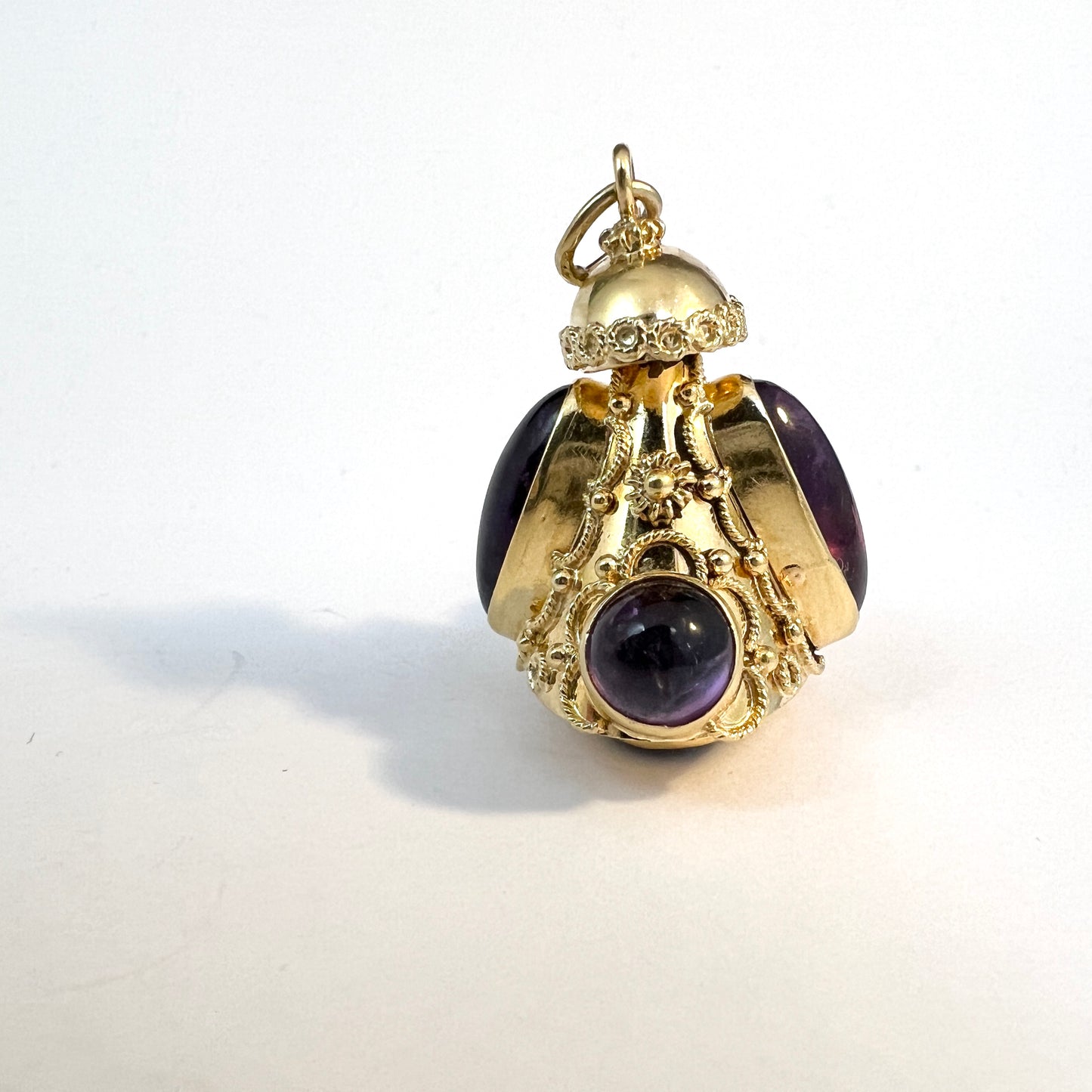 Firenze, Italy. Vintage Etruscan Revival 18k Gold Amethyst Pendant. 13.4gram