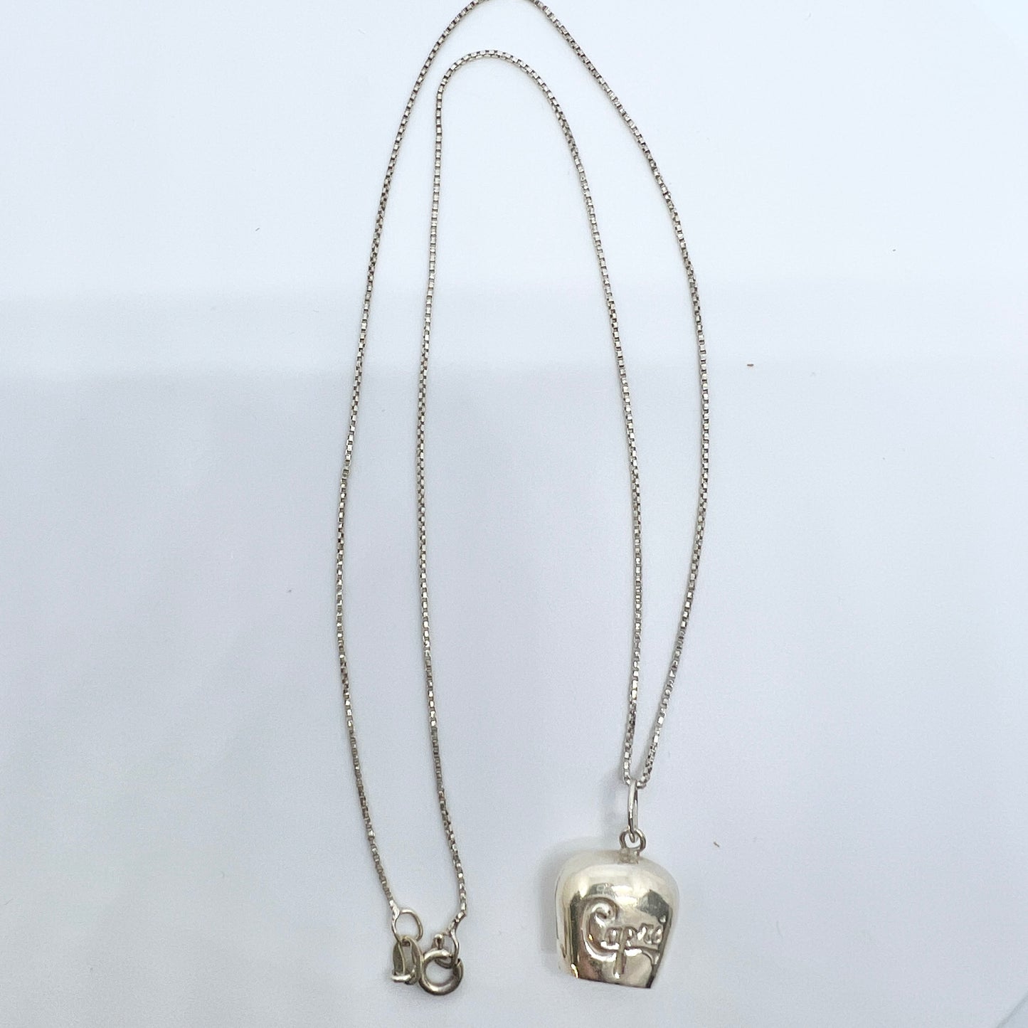 Capri, Italy. Vintage Sterling Silver Souvenir Pendant Necklace.