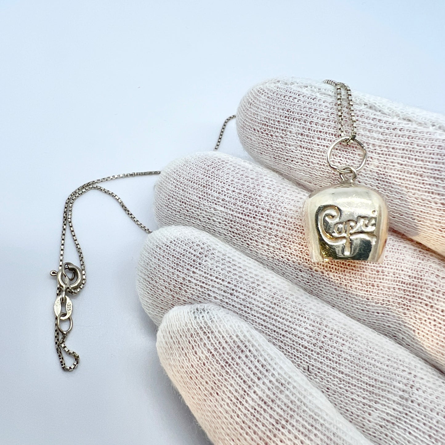 Capri, Italy. Vintage Sterling Silver Souvenir Pendant Necklace.