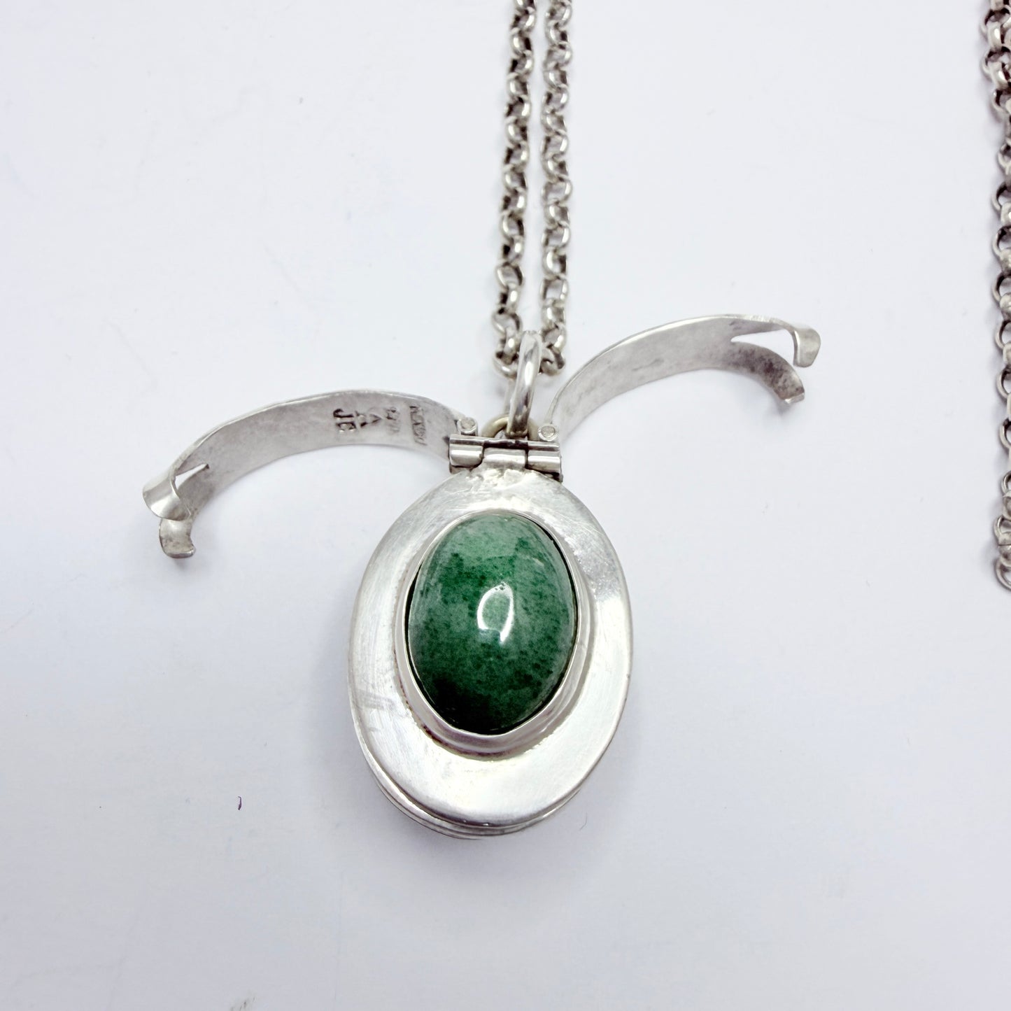 Mexico. Vintage Sterling Silver Multi Photo Fold-out Locket Necklace.