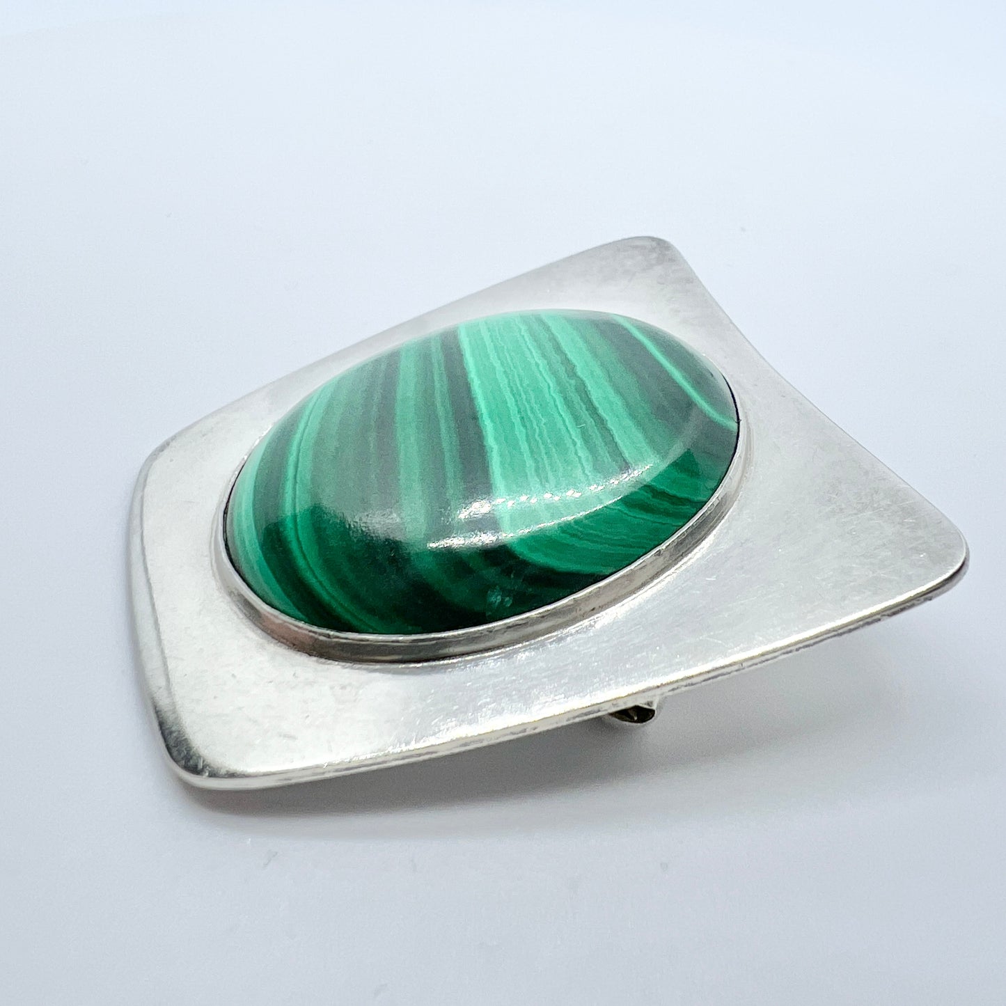 Olle Torrestad, Sweden 1956. Vintage Sterling Silver Malachite Brooch Pendant. Signed