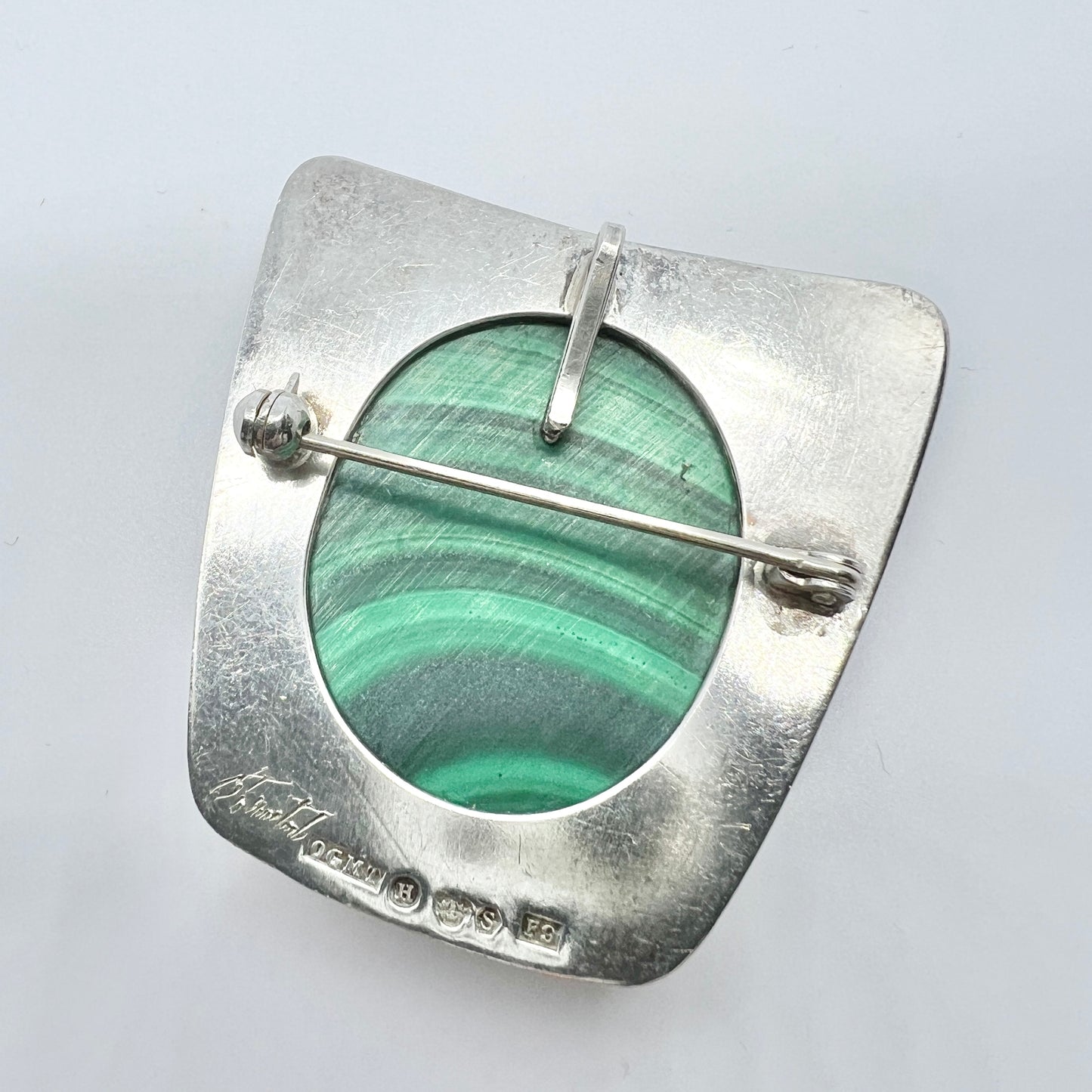 Olle Torrestad, Sweden 1956. Vintage Sterling Silver Malachite Brooch Pendant. Signed