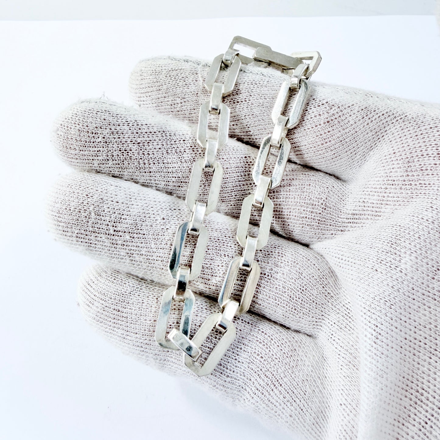 Vintage Sterling Silver Bracelet.