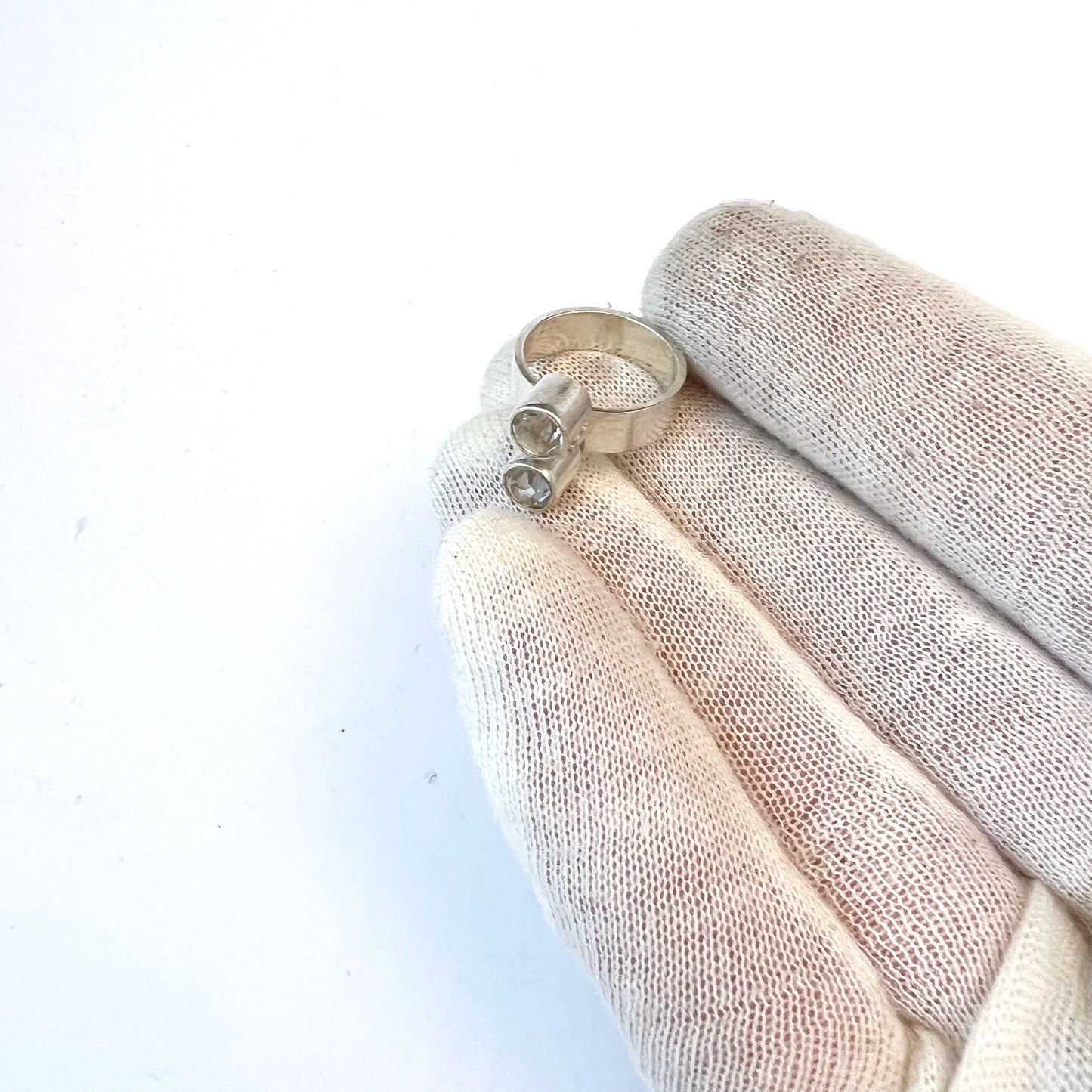 Elis Kauppi, Kupittaan Kulta Finland 1960s Modernist Sterling Silver Rock Crystal Pinky Ring