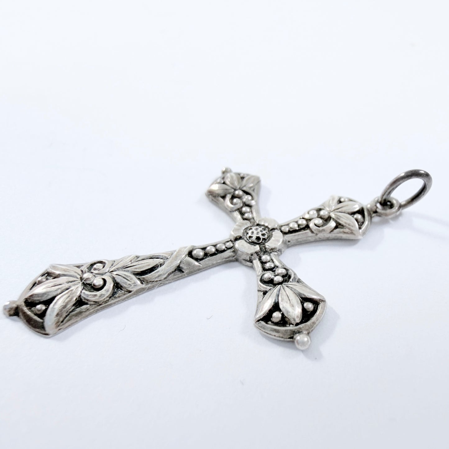 Vintage / Antique ca 1920s. Solid Silver Cross Pendant.