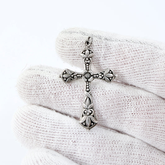 Vintage / Antique ca 1920s. Solid Silver Cross Pendant.