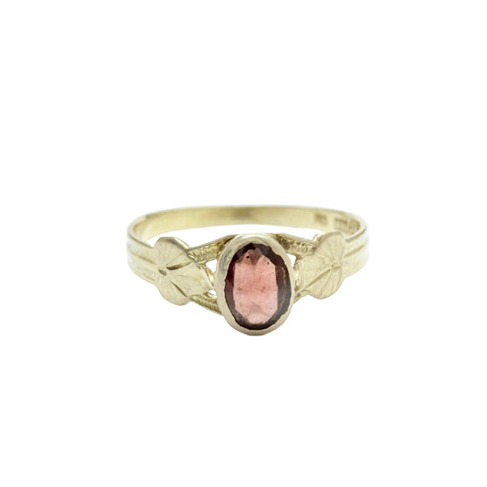 G Dahlgren, Sweden 1924. Antique 18k Gold Garnet Ring.