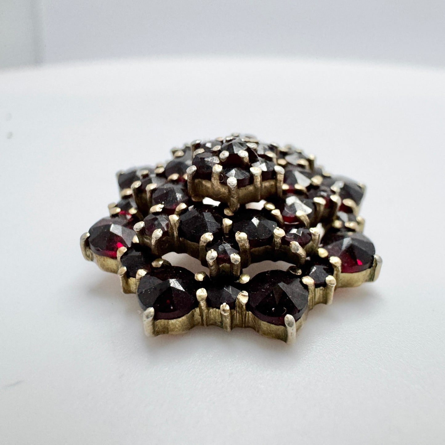 Vintage Solid Silver Garnet Cluster Pendant.