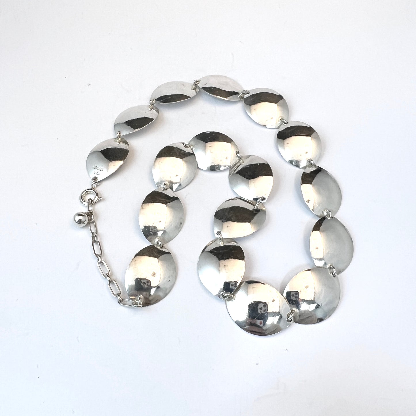 Kaplan, Stockholm 1953. Vintage Mid-century Modern Sterling Silver Necklace.