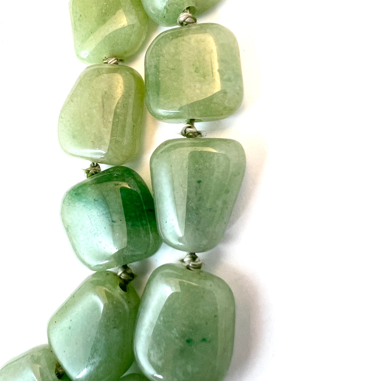 Vintage 1940-50s Two Strand Aventurine Silver Clasp Necklace.