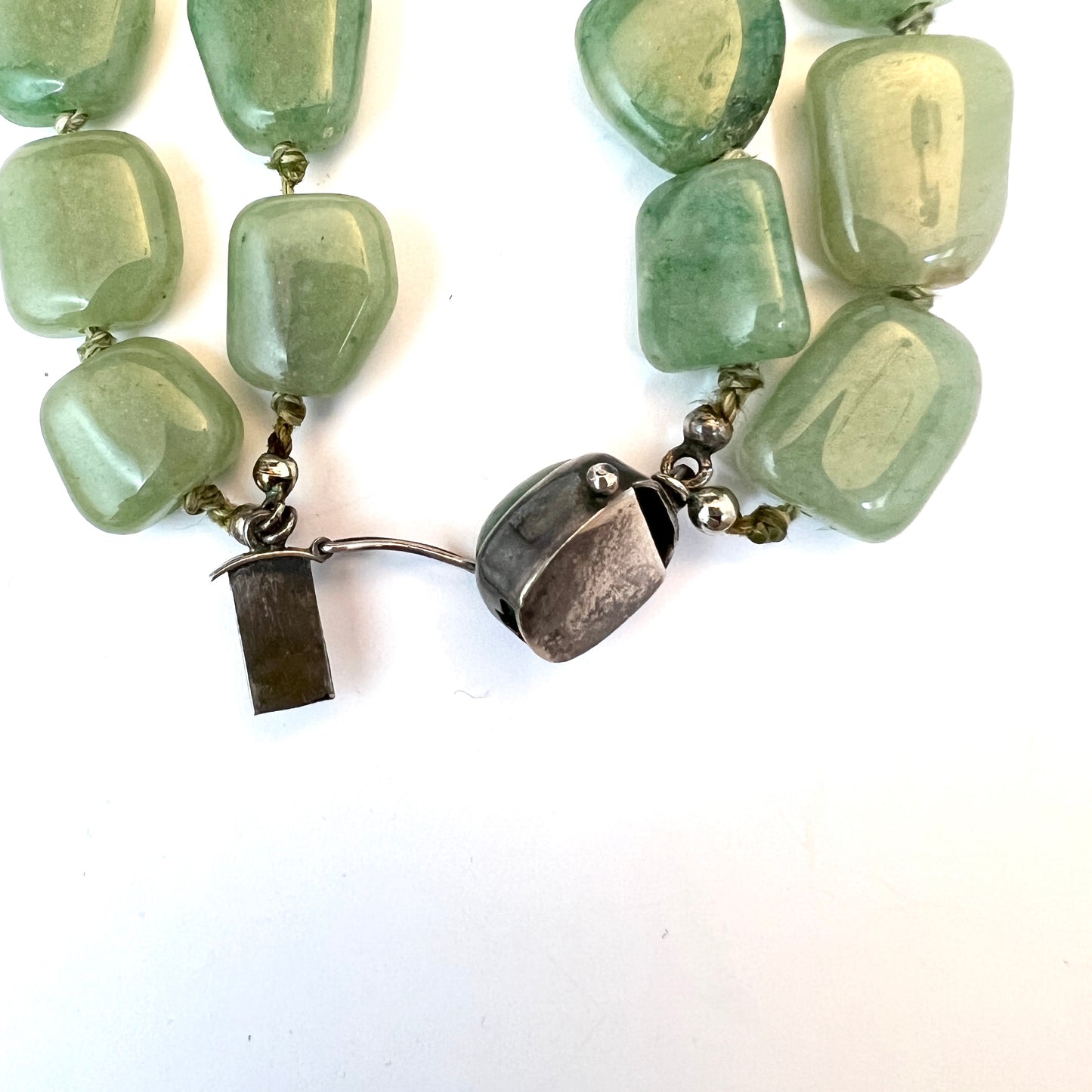 Vintage 1940-50s Two Strand Aventurine Silver Clasp Necklace.