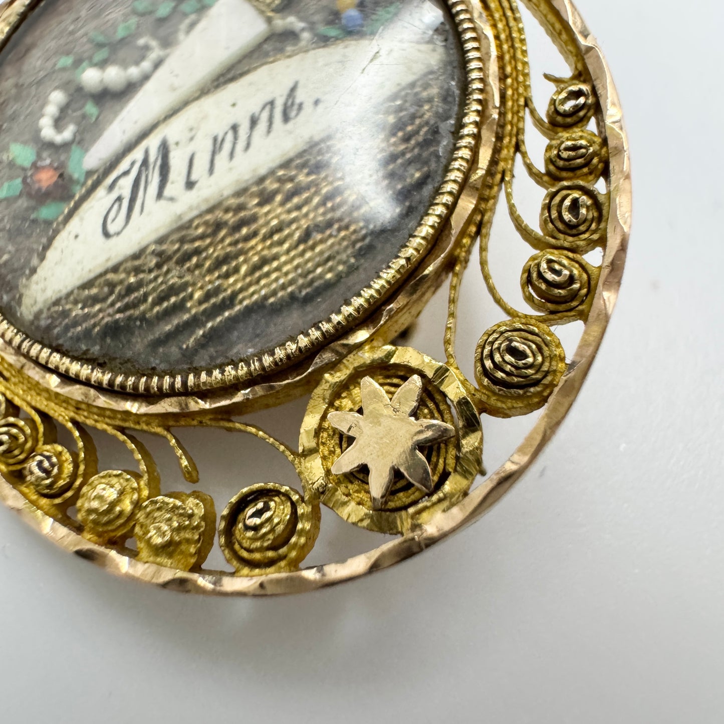 Lars A Rönnow, Sweden 1819-34. Antique Georgian 18k Gold Memory Brooch.