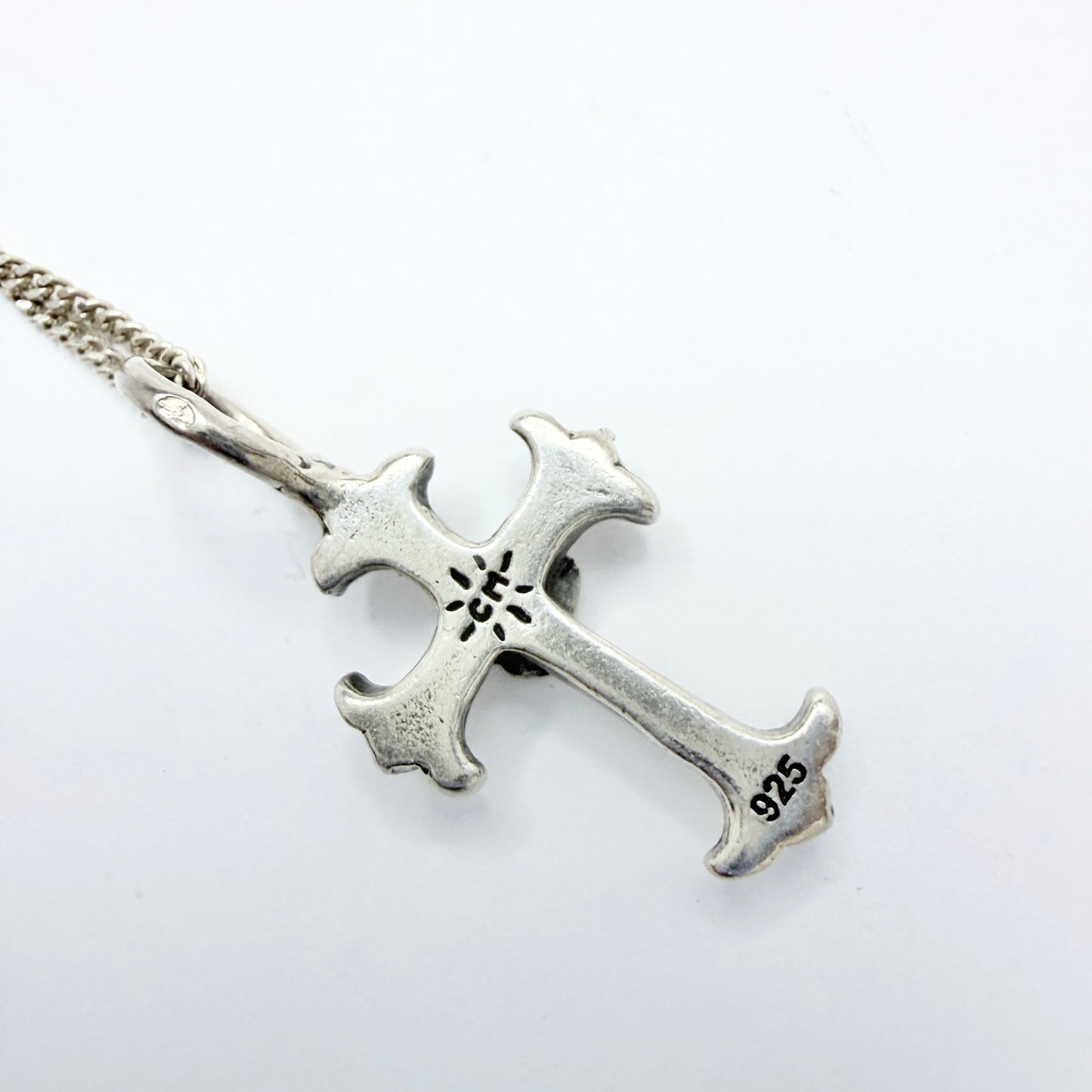 Catherine Michiels. Sterling Silver Diamond Cross Pendant Necklace.