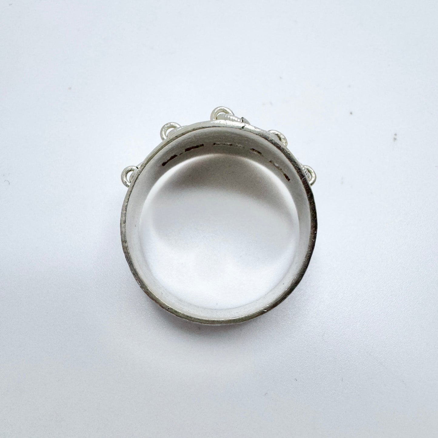Oskar Eirama, Finland 1937. Vintage Sami / Laplander Solid Silver Wedding Band Ring.