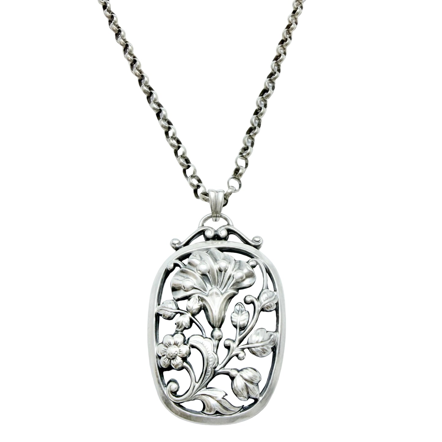 G Dahlgren, Sweden 1947. Vintage Sterling Silver Pendant + Antique Chain.