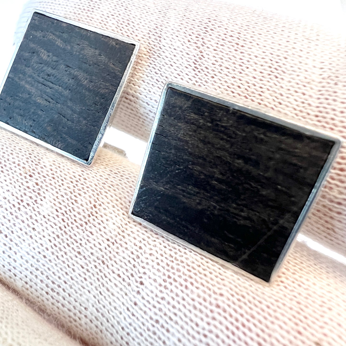 Aarikka, Finland 1964. Vintage Solid Silver Wood Cufflinks.