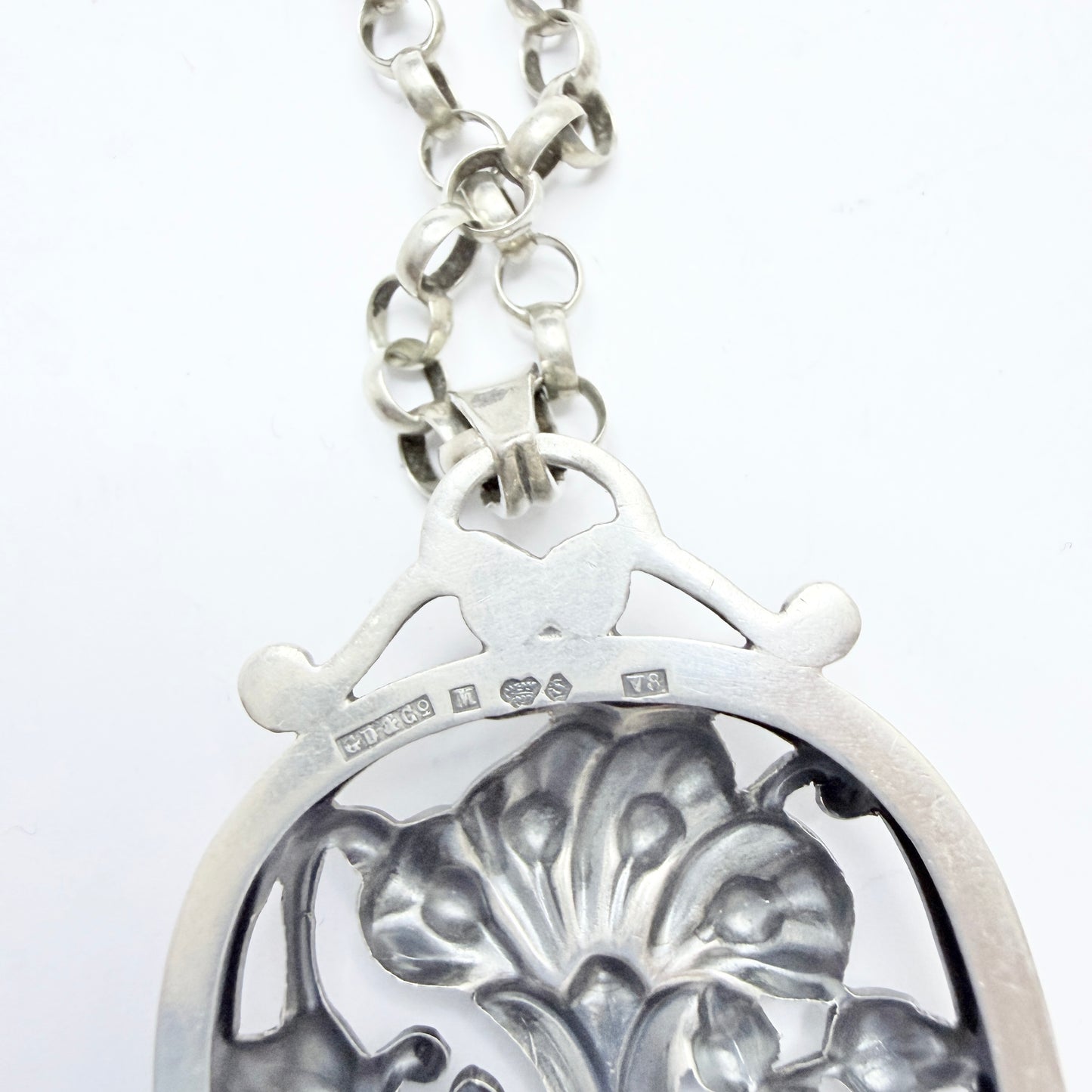 G Dahlgren, Sweden 1947. Vintage Sterling Silver Pendant + Antique Chain.