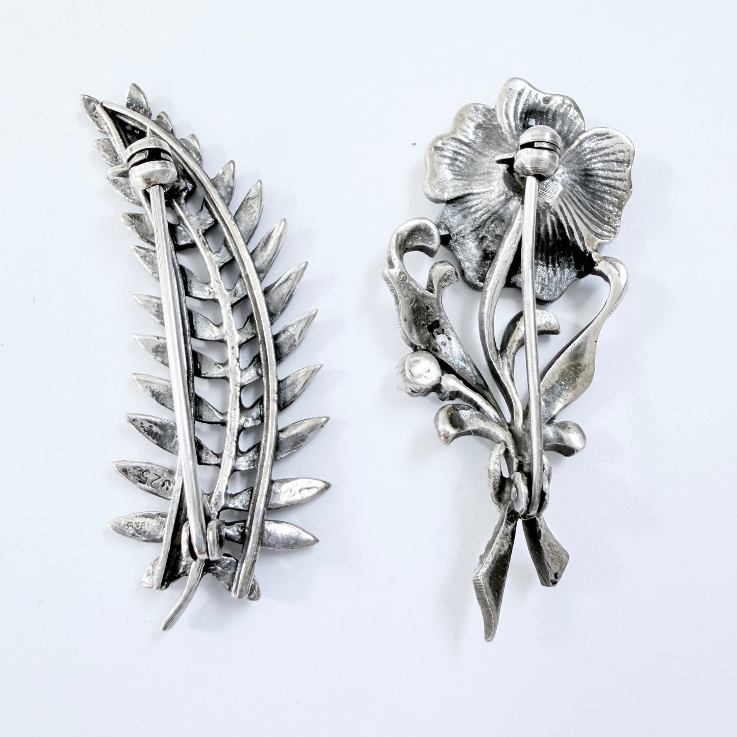 Two Vintage Silver Brooches. A Flower and a Leaf. 1950-60s