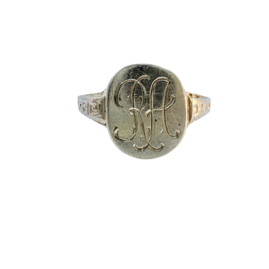 Vintage 1930-40s. Sterling 935 Silver Signet Ring. RA