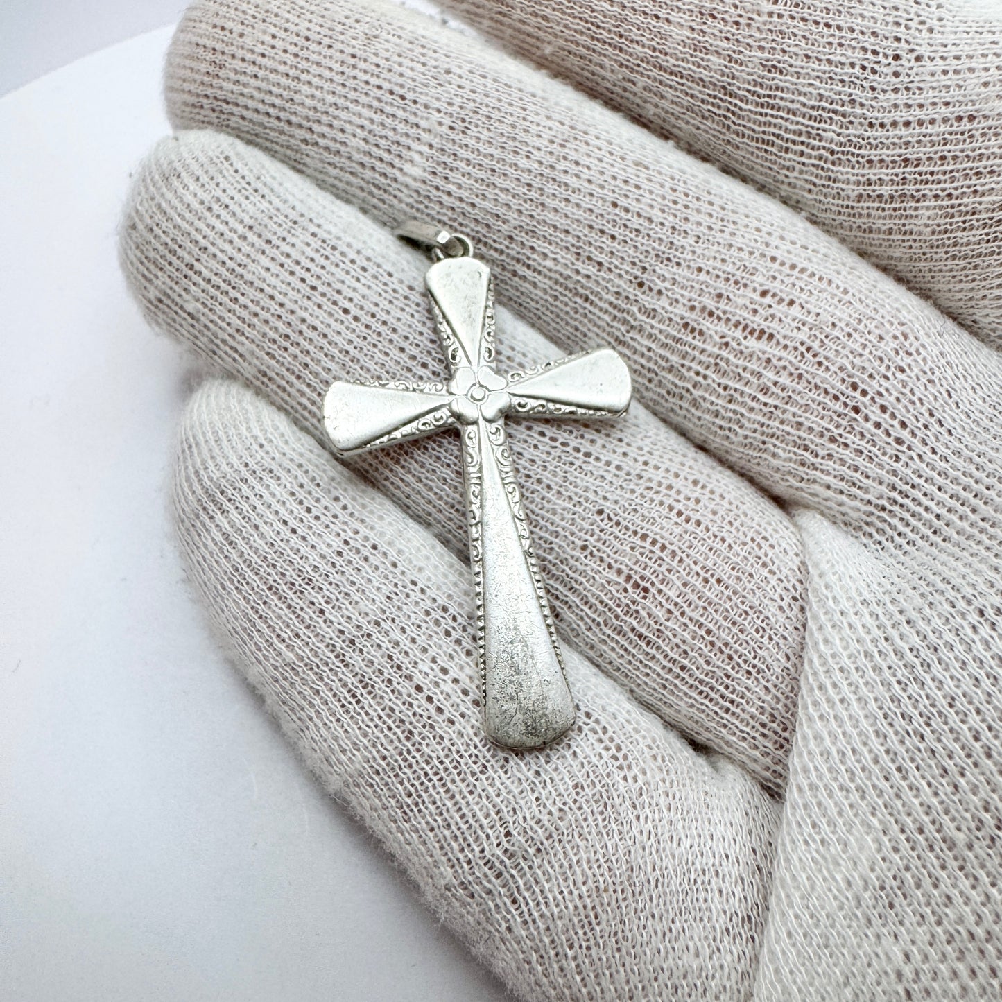 Svedboms, Sweden 1946. Vintage Solid Silver Cross Pendant.