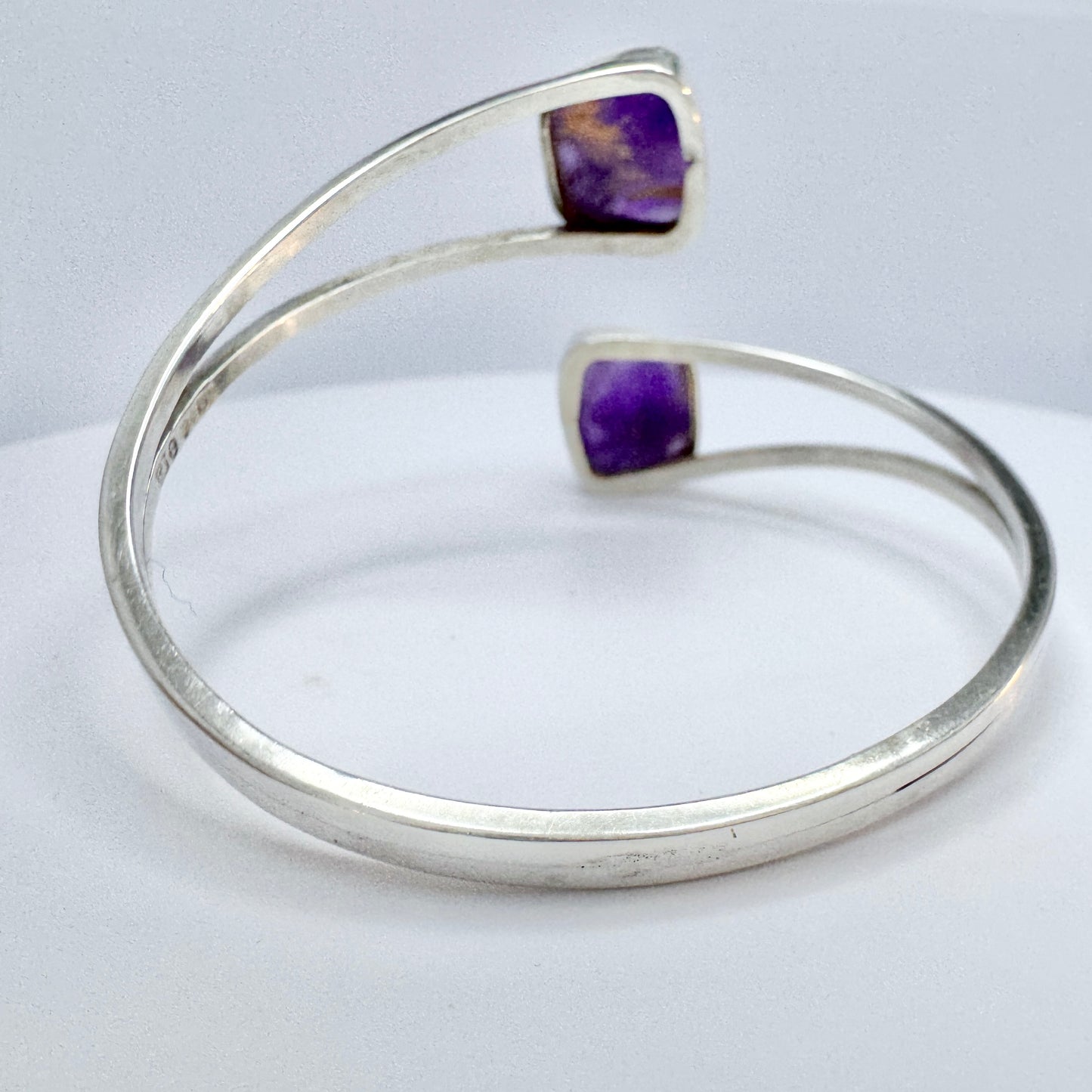 Victor Janson, Sweden 1968. Vintage Sterling Silver Amethyst Bangle Bracelet.