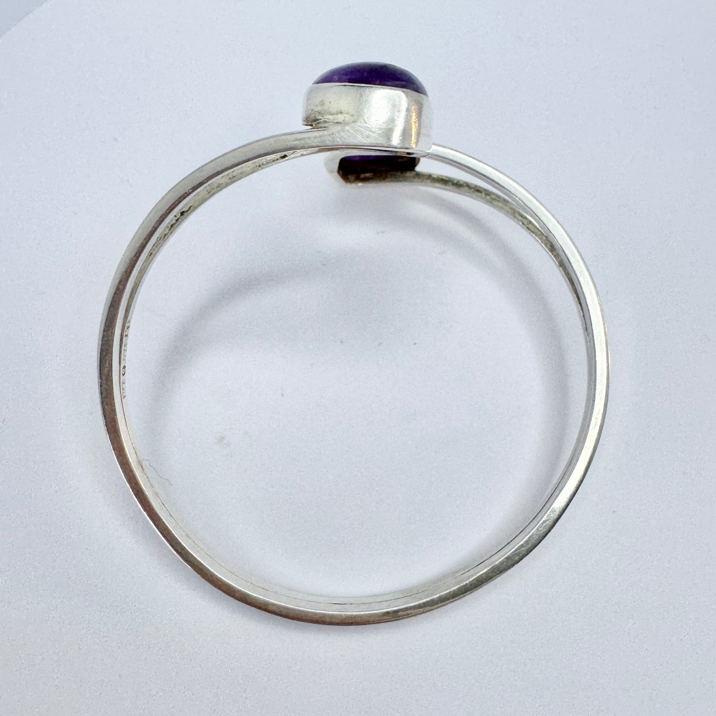 Victor Janson, Sweden 1968. Vintage Sterling Silver Amethyst Bangle Bracelet.