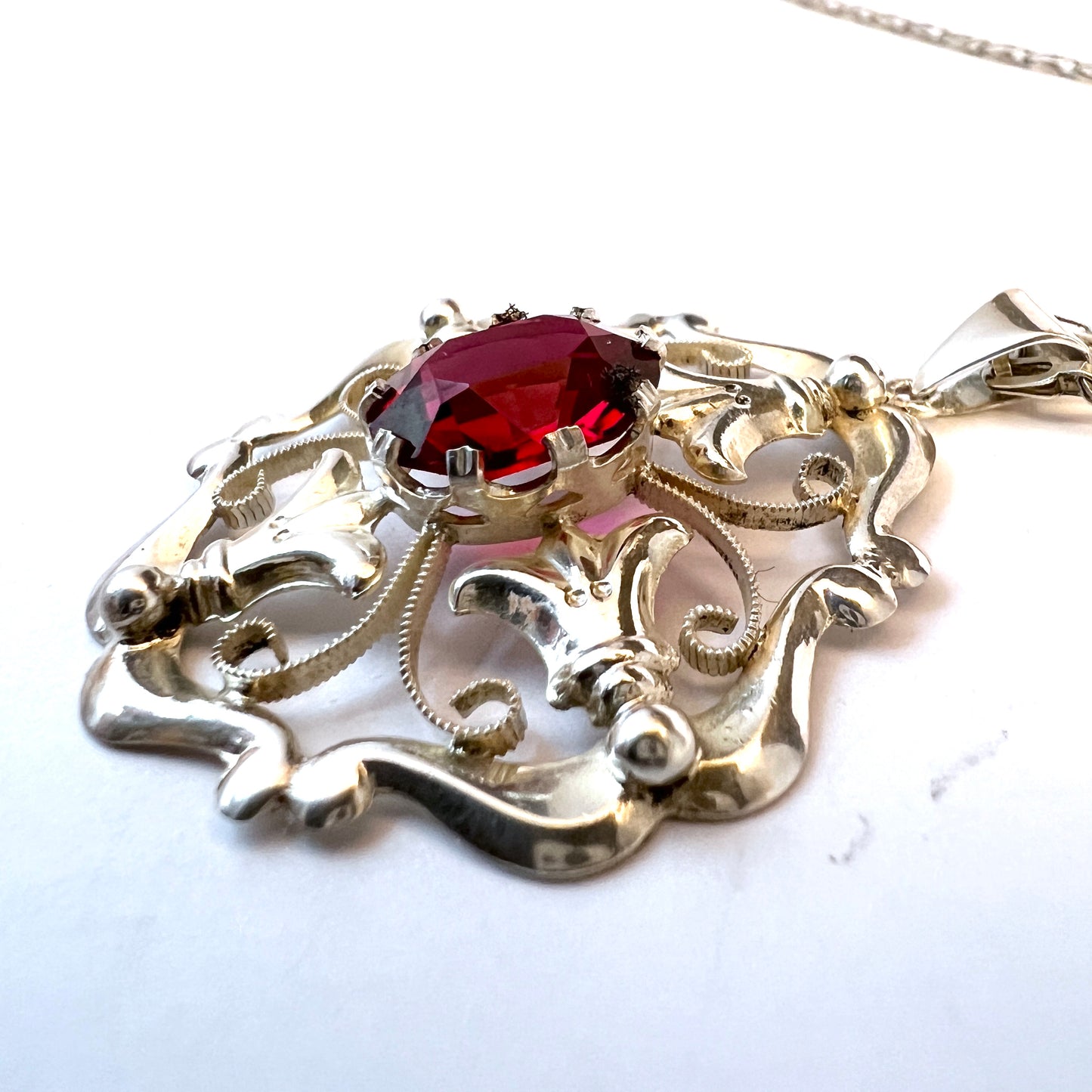 Victor Janson, Sweden 1948. Vintage Solid Silver Intense Red Paste Stone Pendant Necklace.