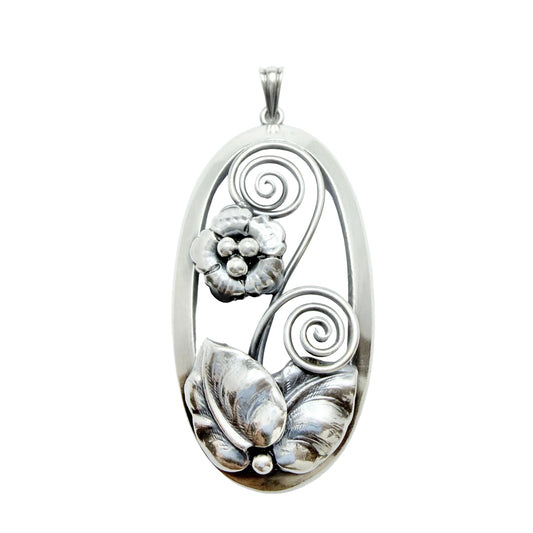 G Dahlgren, Sweden 1944. Rare WW2-era Vintage Solid Silver Flower Pendant.