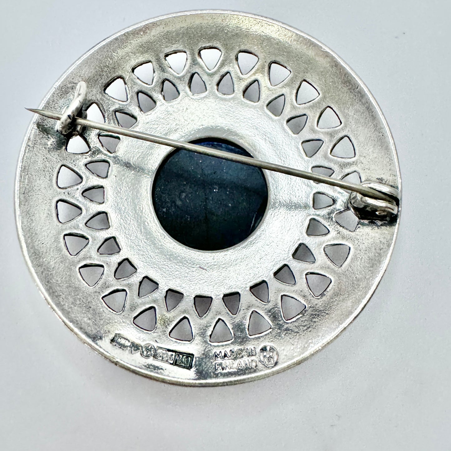 Kalevala Koru, Finland 1998. Vintage Sterling Silver Spectrolite Brooch.