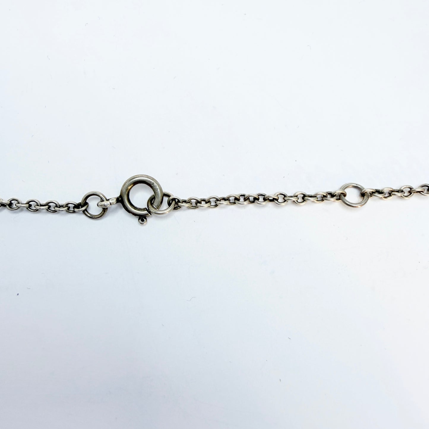 Kalevala Koru, Finland. Sterling Silver Chrysoprase Pendant Necklace.