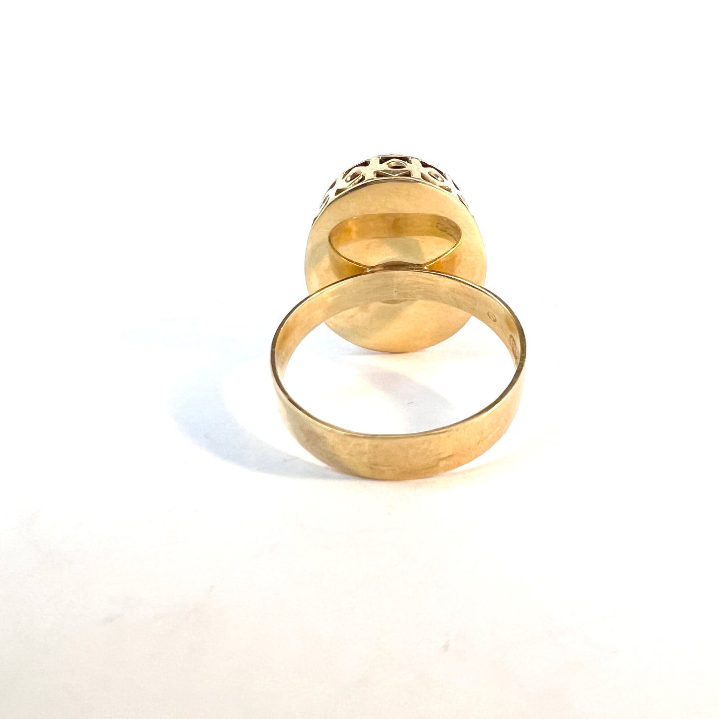 Örneus, Stockholm 1969. Vintage 18k Gold Turquoise Ring.