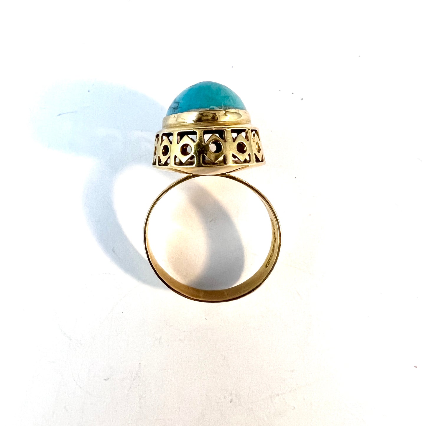 Örneus, Stockholm 1969. Vintage 18k Gold Turquoise Ring.