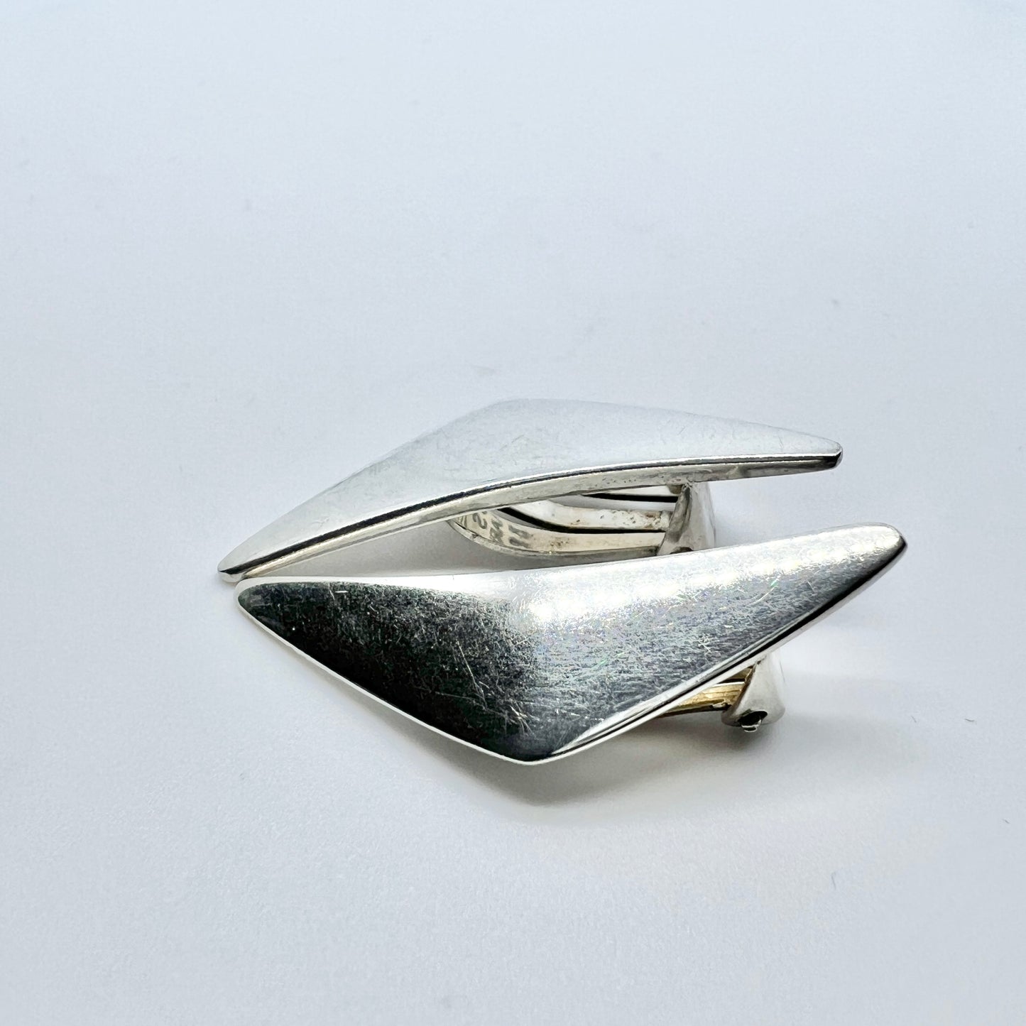 Hans Hansen, design 432 by Bent Gabrielsen, Denmark. Pair of Vintage 1960s Sterling Silver Clip on Earrings.