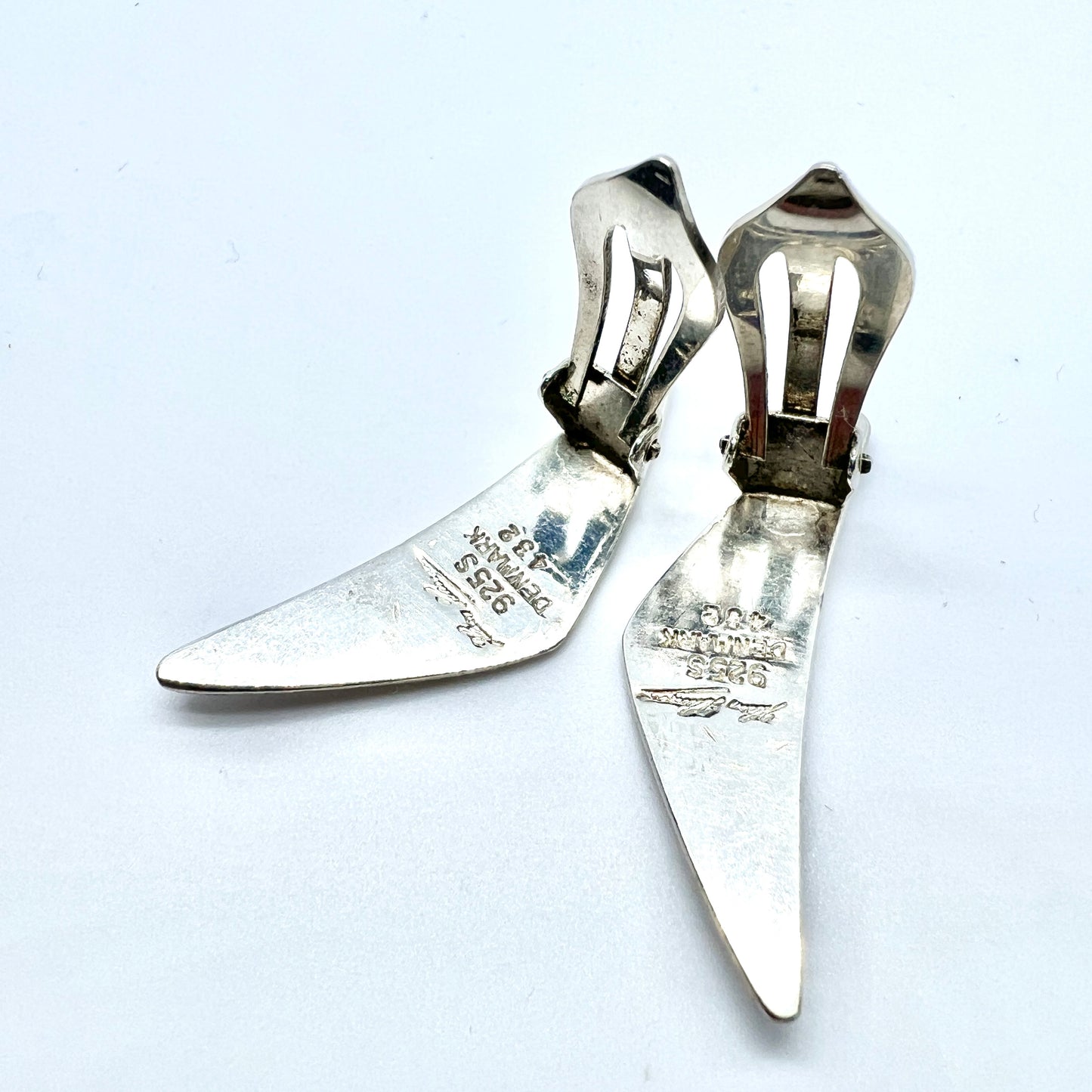 Hans Hansen, design 432 by Bent Gabrielsen, Denmark. Pair of Vintage 1960s Sterling Silver Clip on Earrings.
