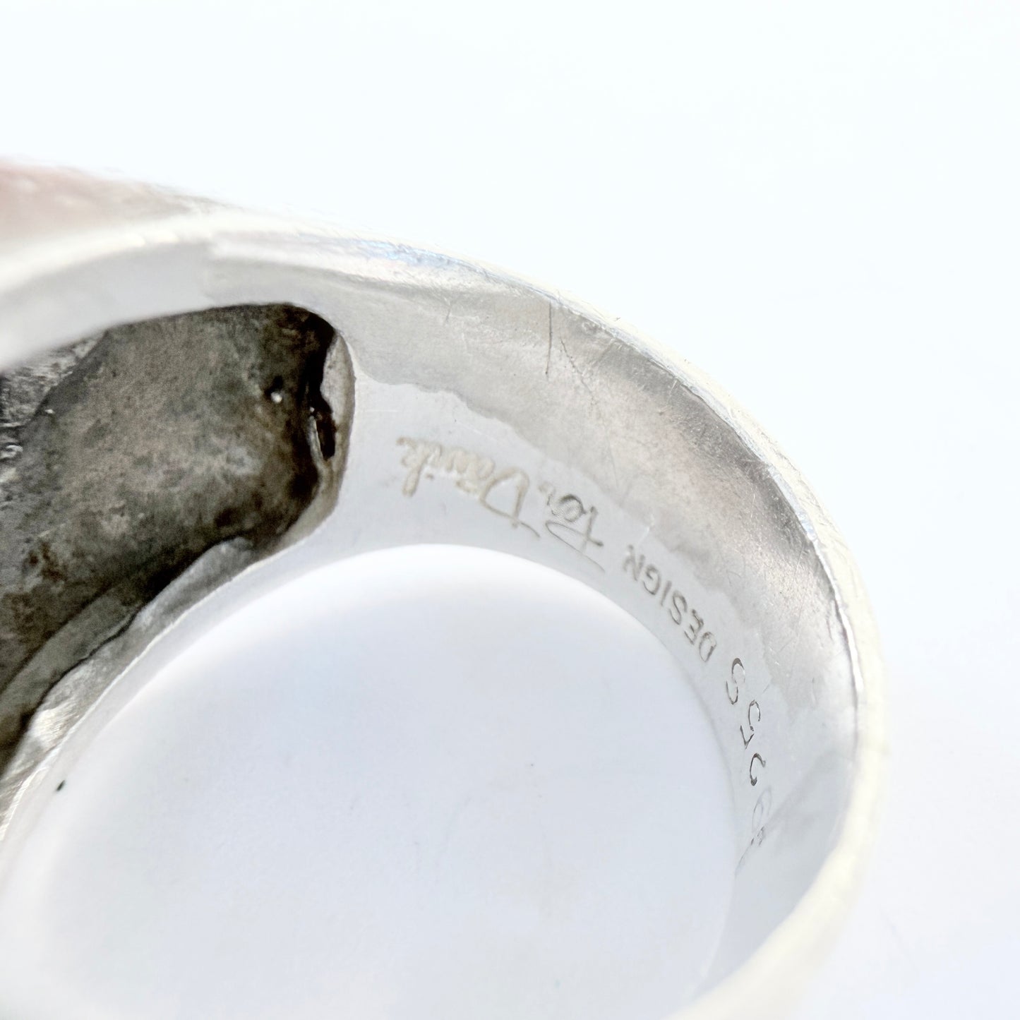Per Dåvik for Alton, Sweden 1973. Vintage Modernist Sterling Silver Ring. Signed.