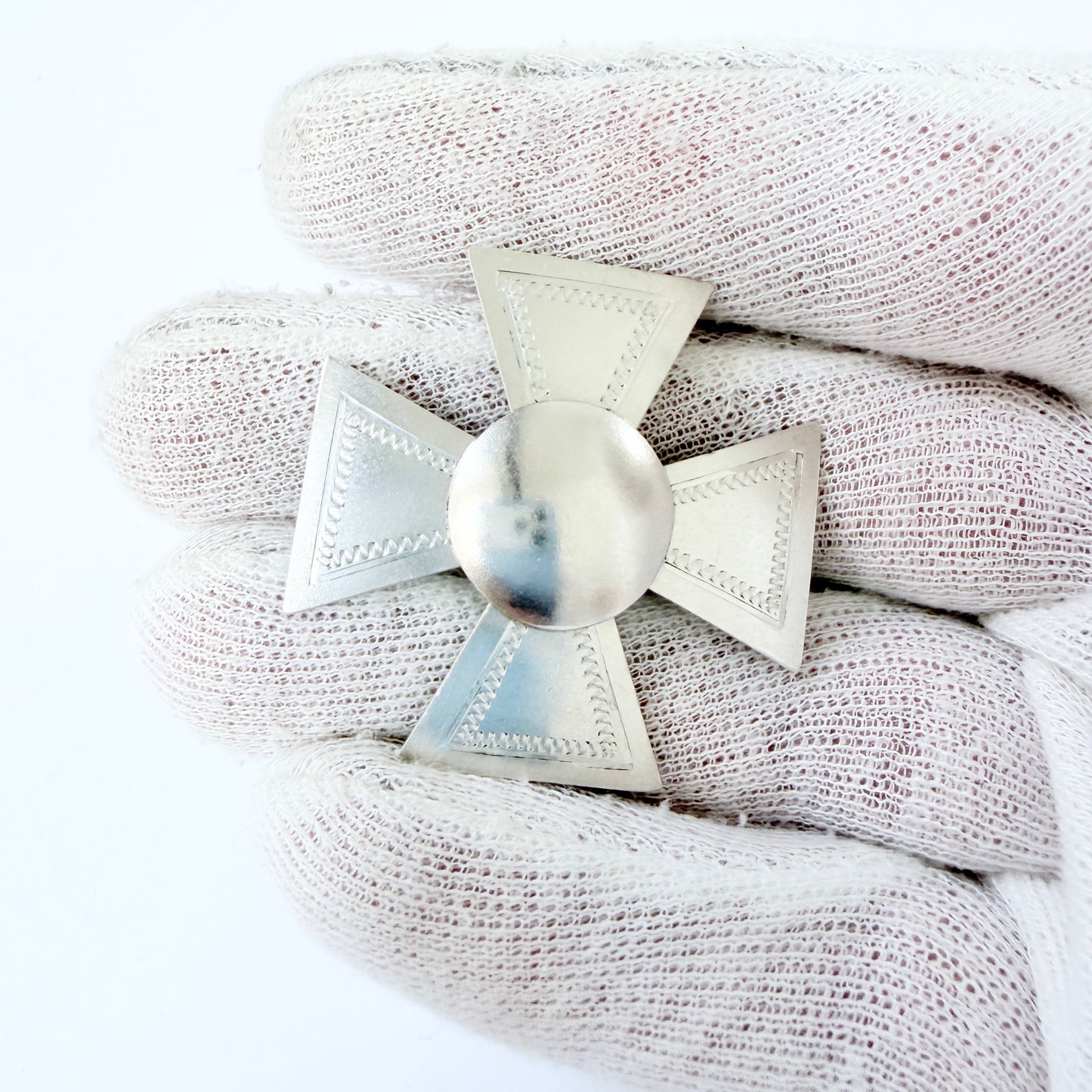 Bäckström, Sweden 1938. Vintage Solid Silver Nurse Badge Brooch.