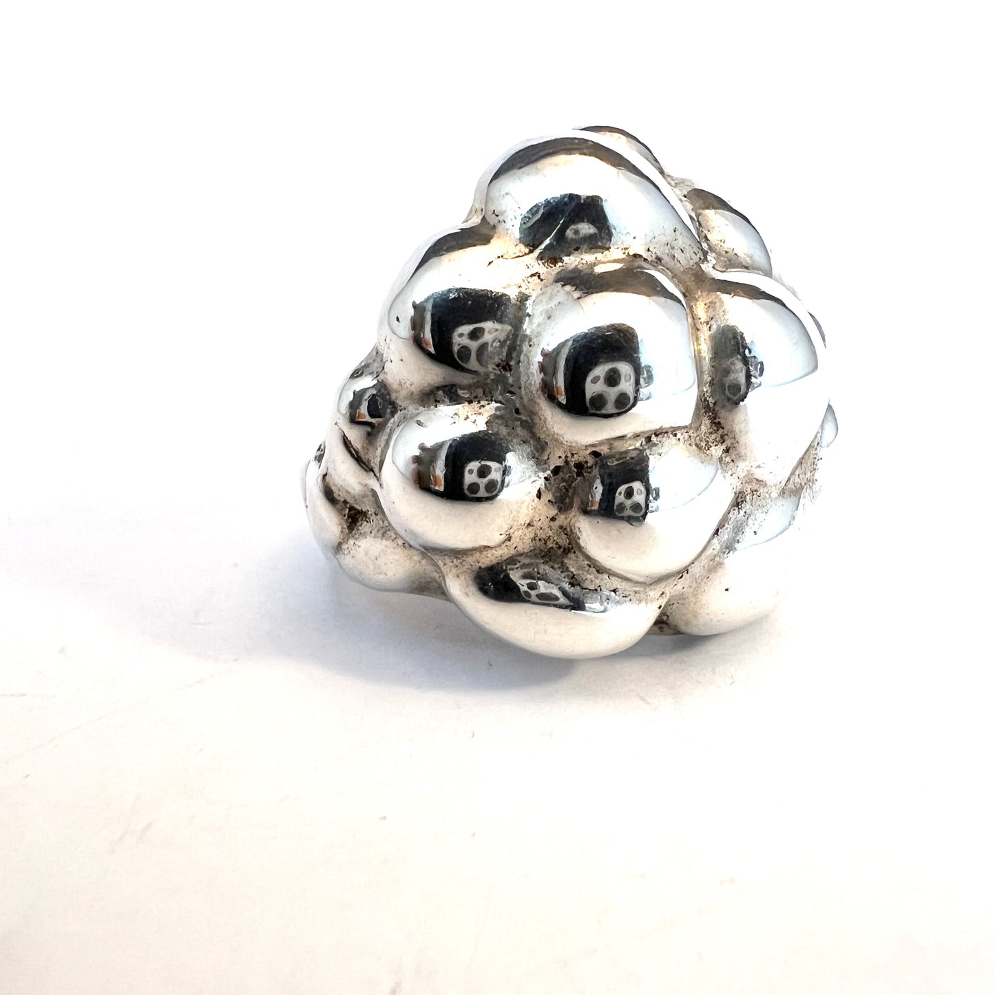 Vintage c 1960-70s. Sterling Silver Bombe Bubbles Ring