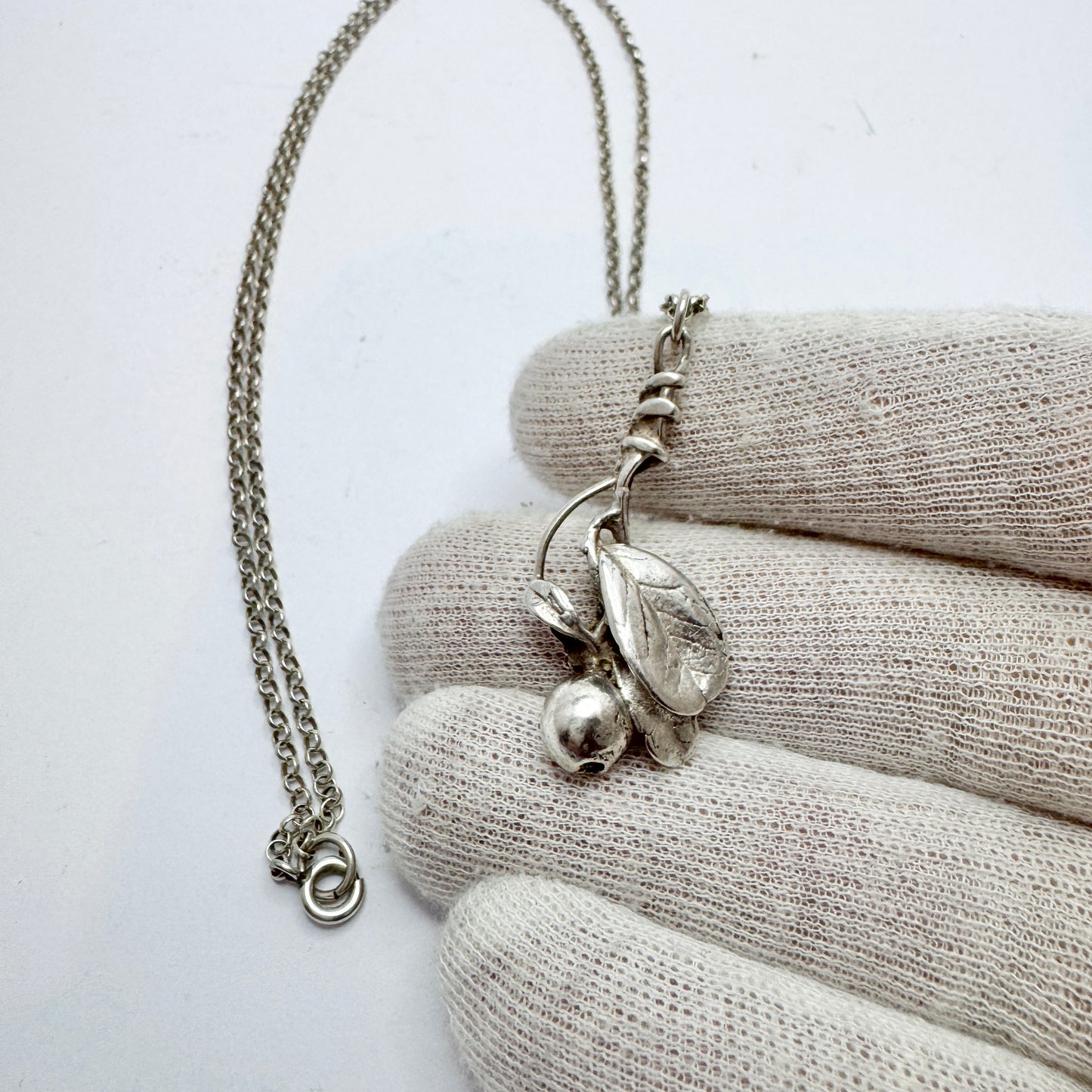 Vintage Sterling Silver Lingonberry Pendant Long Chain Necklace.