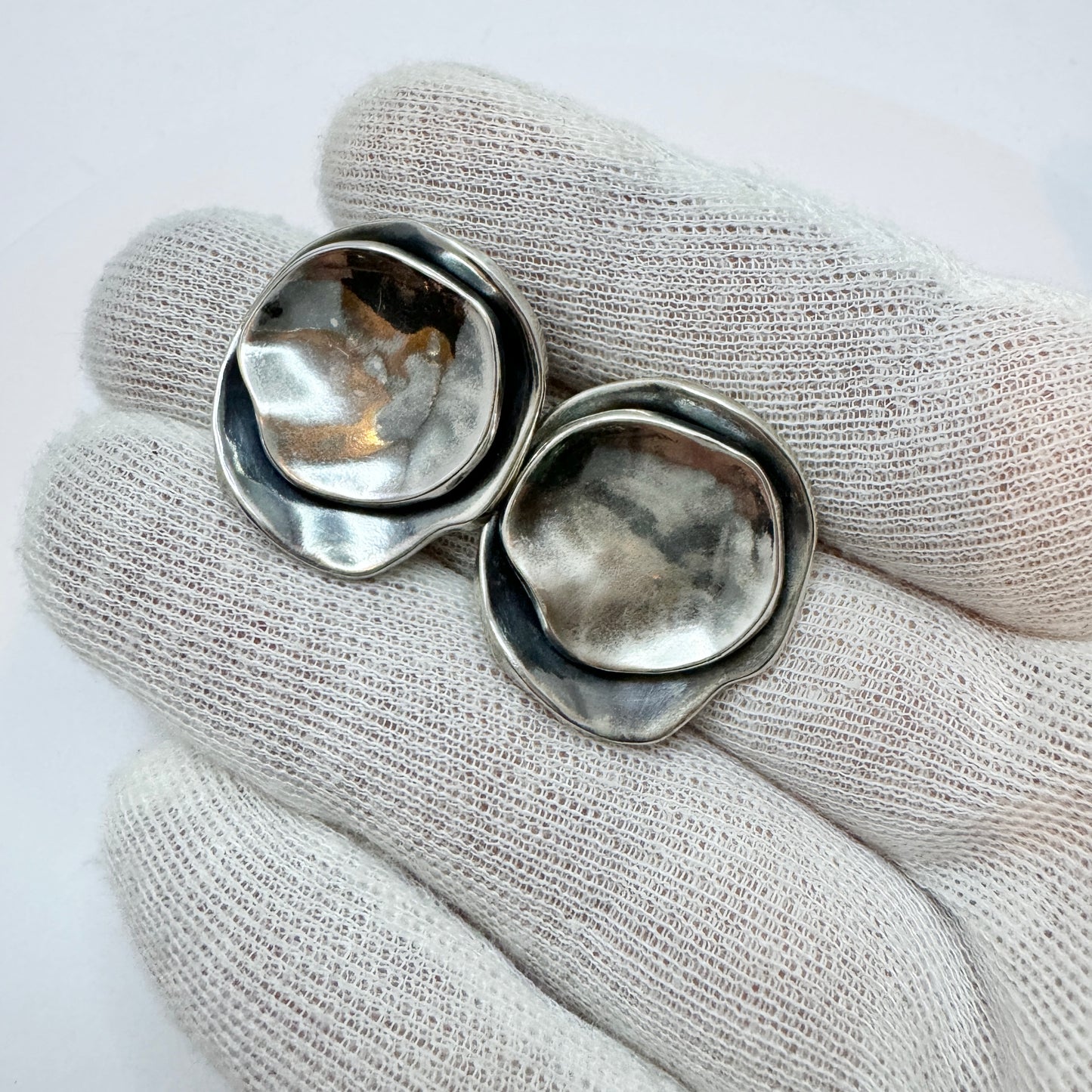 Liisa Vitali for N Westerback, Finland. Vintage Sterling Silver Earrings. Design: Gardenia.