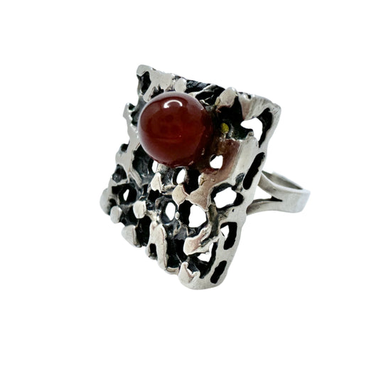 Maker CB. Vintage c 1970s Solid Silver Red Hardstone Ring.