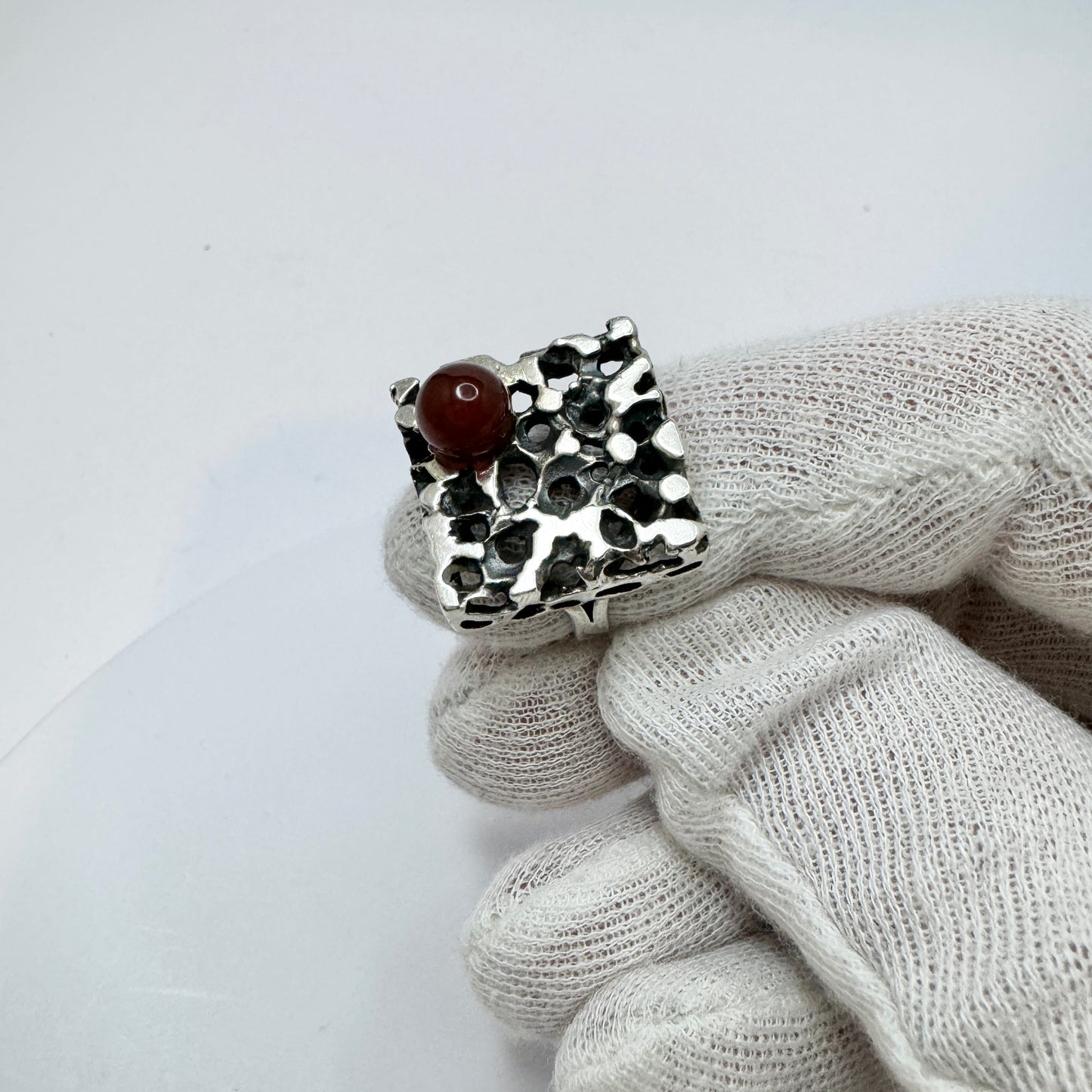 Maker CB. Vintage c 1970s Solid Silver Red Hardstone Ring.