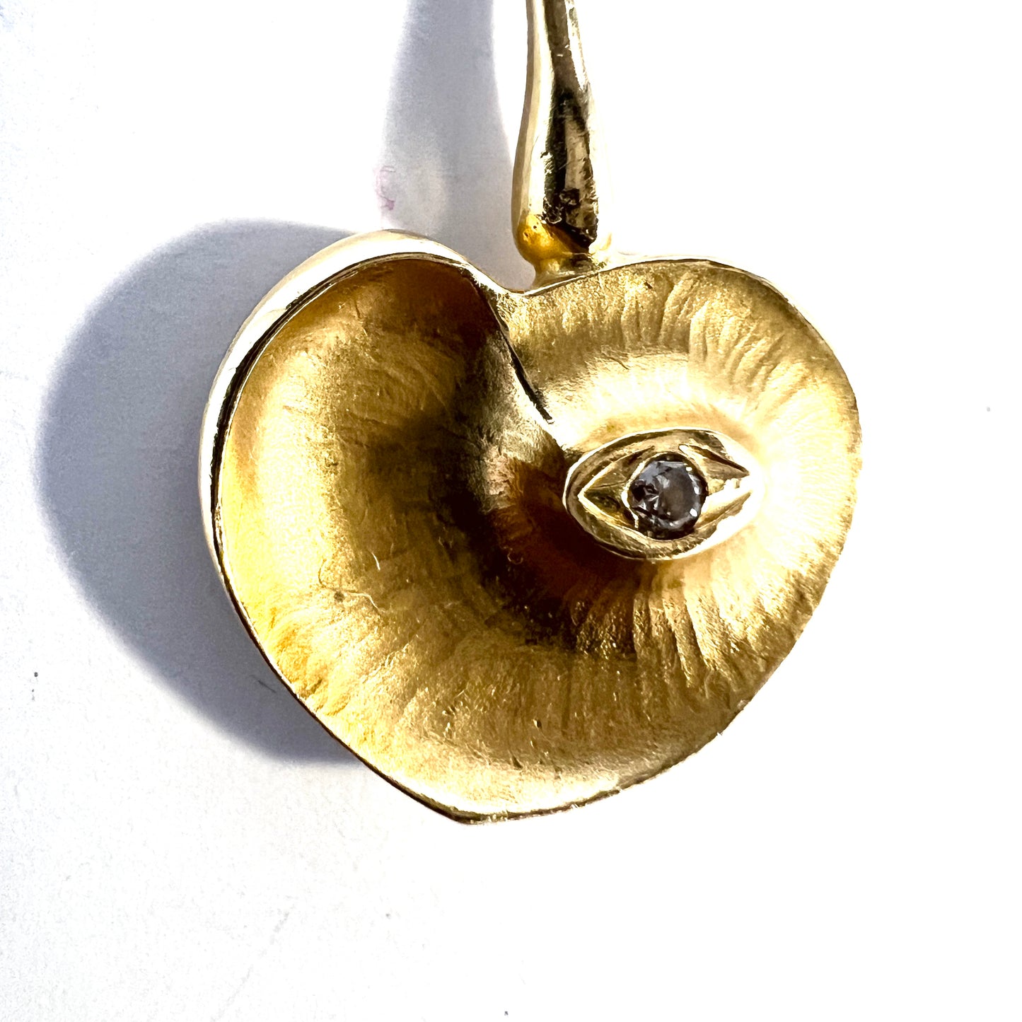 Brendt Högkvist for Finnfeelings, Finland. Vintage 18k Gold Diamond Pendant. "Eye of the Soul"