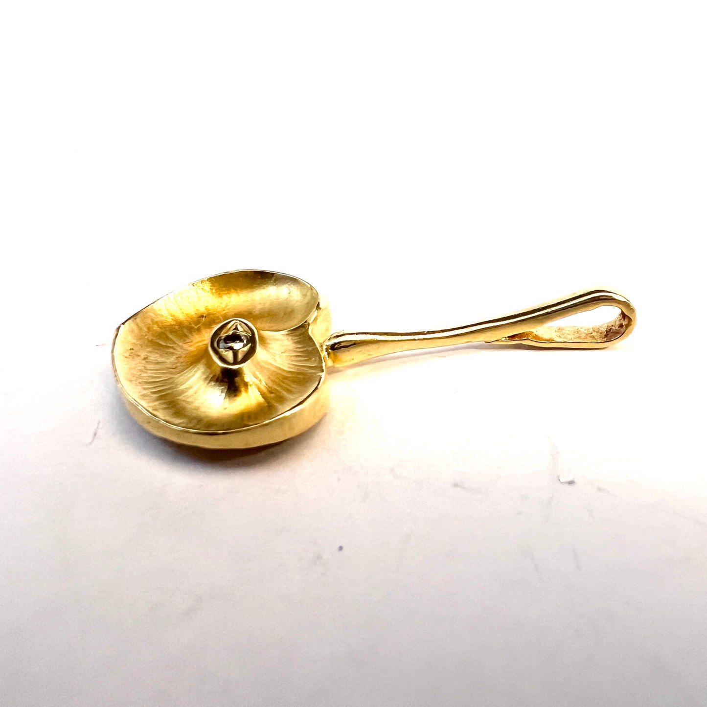 Brendt Högkvist for Finnfeelings, Finland. Vintage 18k Gold Diamond Pendant. "Eye of the Soul"