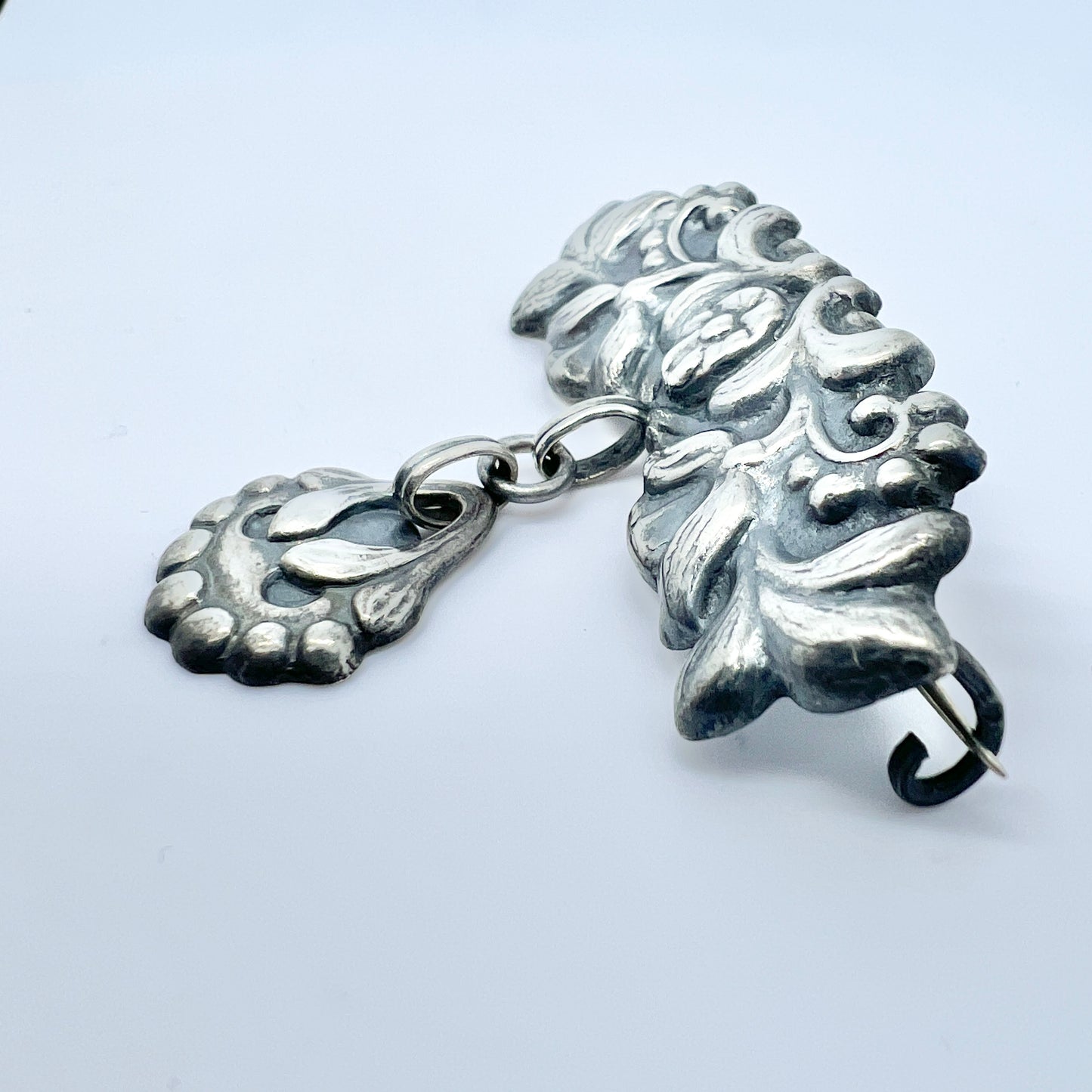 Bernhard Hertz, Denmark 1916 Antique Art Nouveau Skonvirke Solid Silver Brooch.