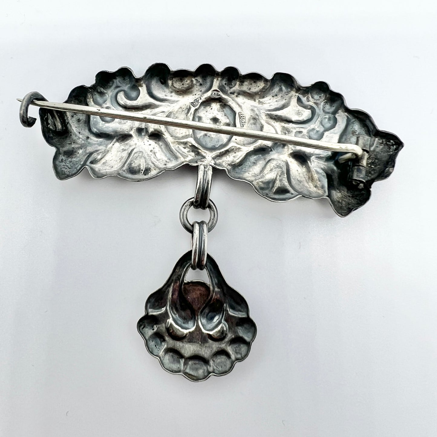 Bernhard Hertz, Denmark 1916 Antique Art Nouveau Skonvirke Solid Silver Brooch.